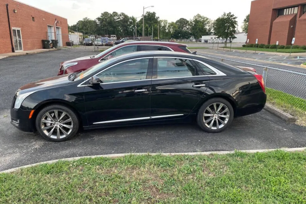 2014 Cadillac XTS photo 1
