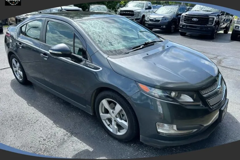 2011 Chevrolet Volt photo 1