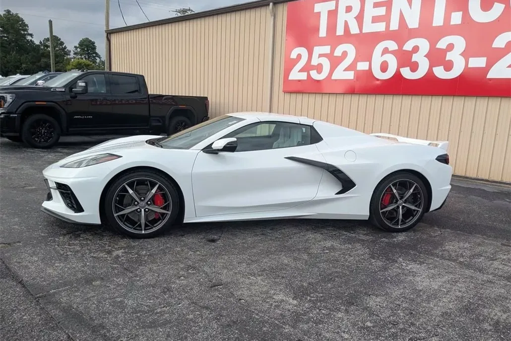 2023 Chevrolet Corvette Stingray 1LT Convertible photo 1