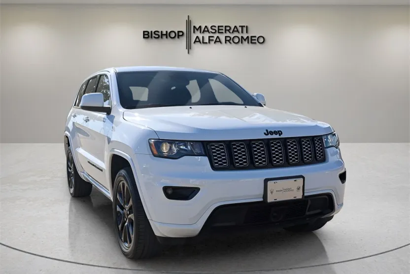 2022 Jeep Cherokee Laredo X photo 1