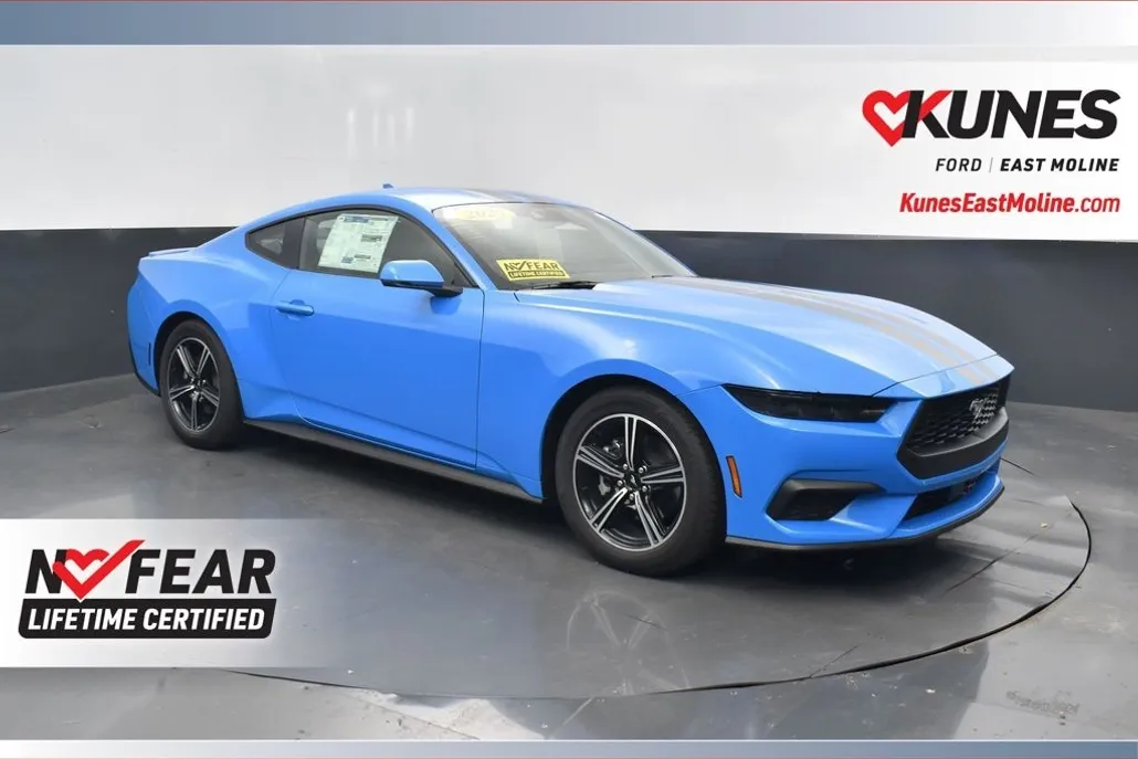 2025 Ford Mustang EcoBoost Premium photo 1