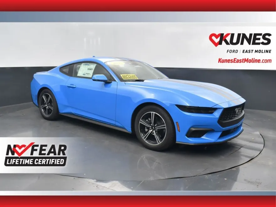 2025 Ford Mustang EcoBoost Premium photo 1