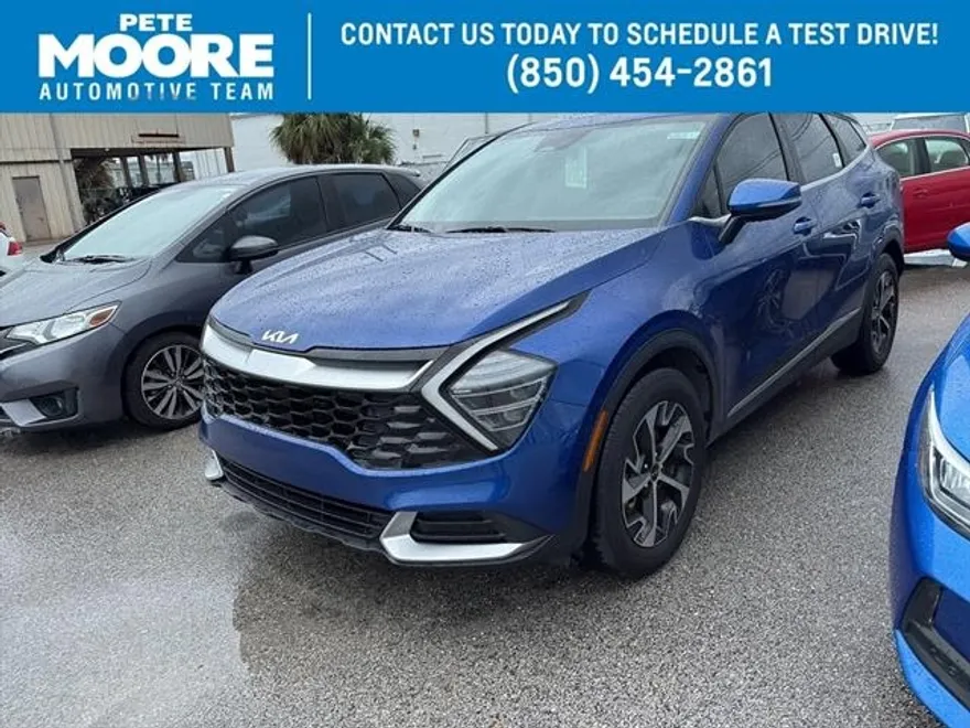 2024 Kia Sportage EX photo 1