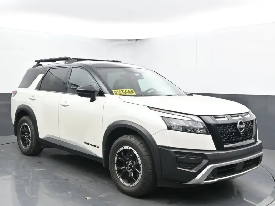 2023 Nissan Pathfinder Rock Creek photo 1