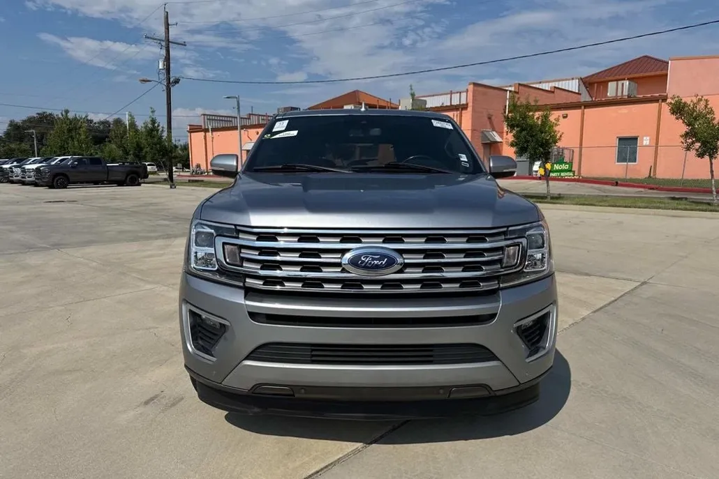 2021 Ford Expedition Limited MAX photo 1