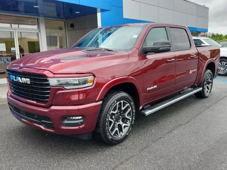 2025 Ram 1500 Laramie photo 1