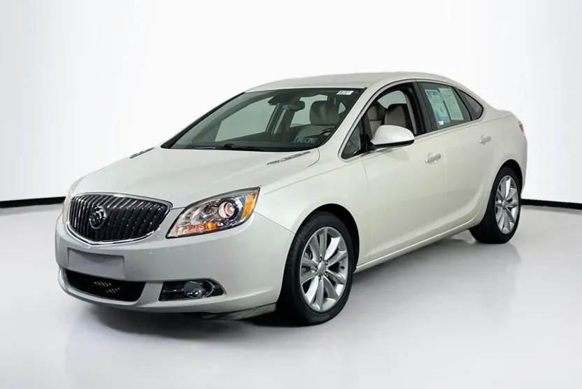 2013 Buick Verano photo 1