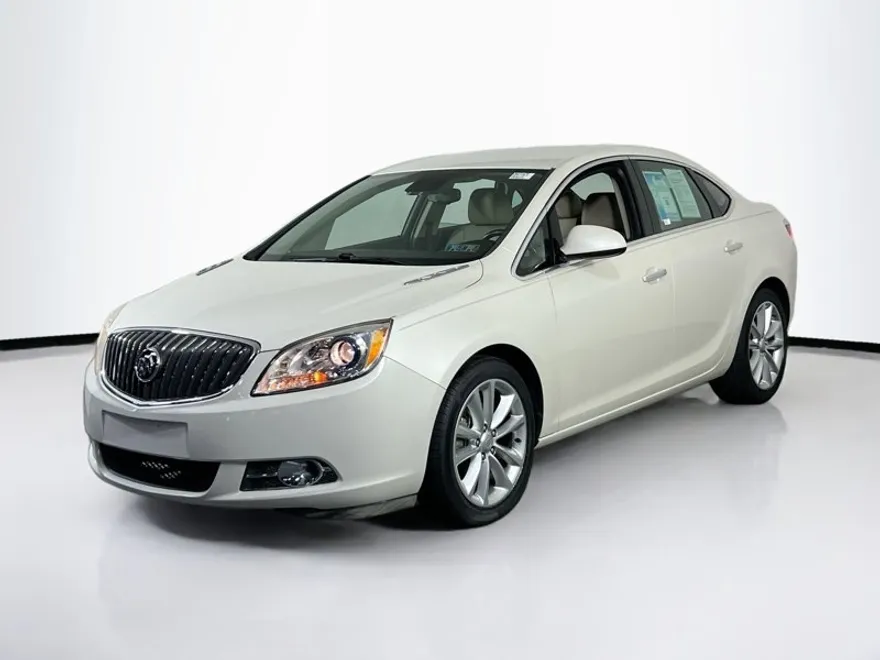 2013 Buick Verano photo 1