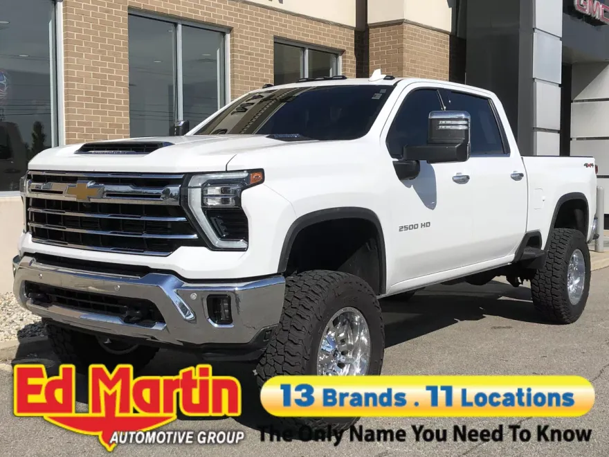 2024 Chevrolet Silverado 2500HD LTZ photo 1