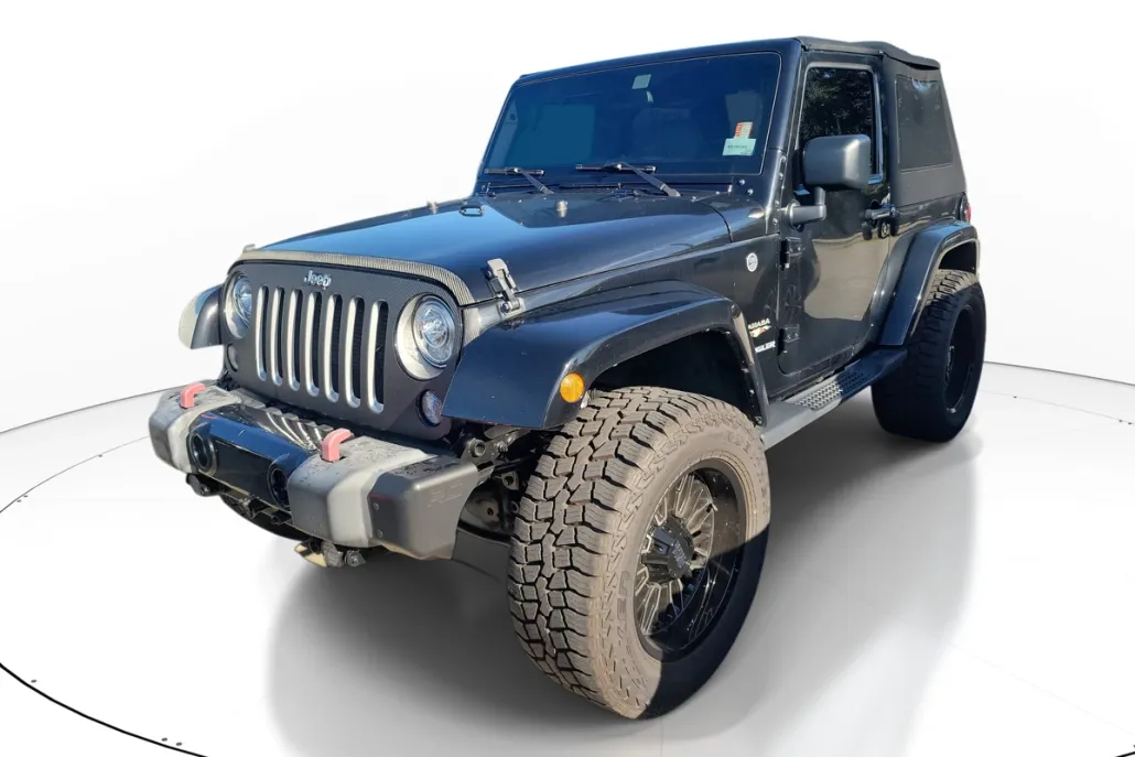 2017 Jeep Wrangler Sahara photo 1