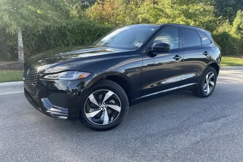 2025 Jaguar F-PACE P250 R-Dynamic S photo 1