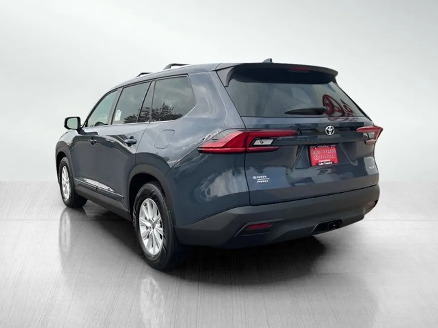 2026 Toyota Grand Highlander XLE photo 1