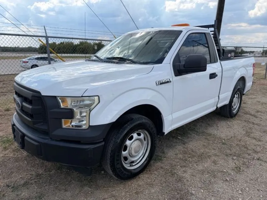2017 Ford F-150 photo 1