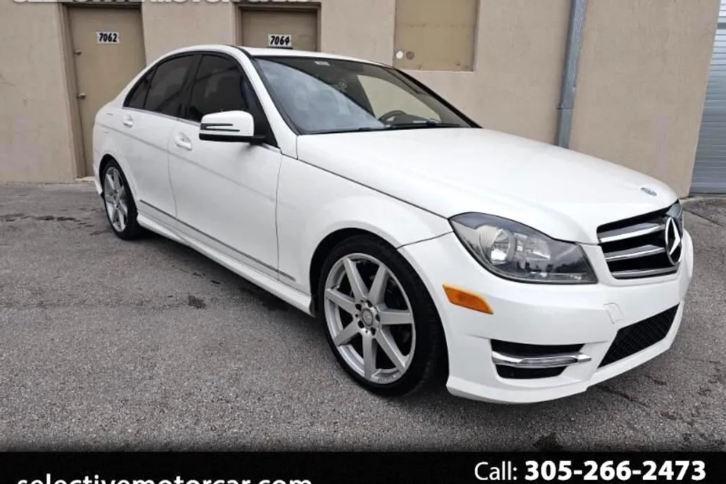 2014 Mercedes Benz C 250 Sport photo 1