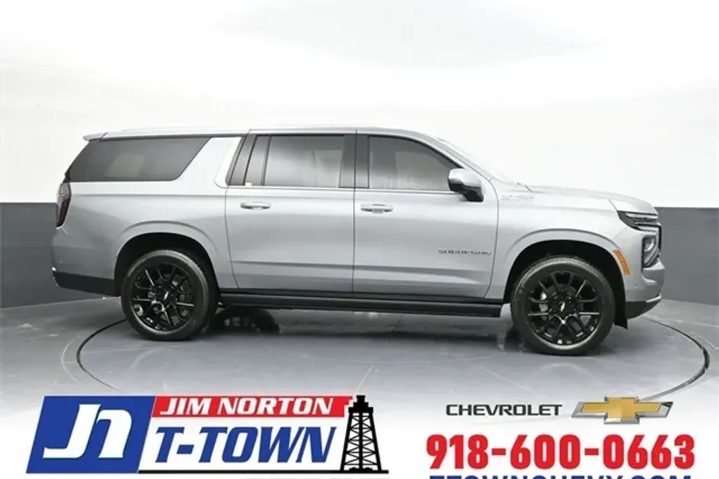 2025 Chevrolet Suburban High Country photo 1