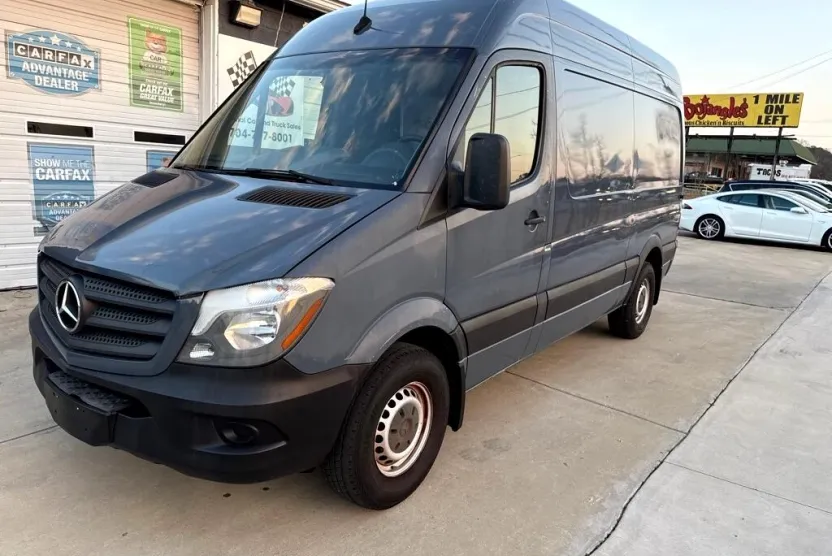 2018 Mercedes Benz Sprinter 2500 photo 1