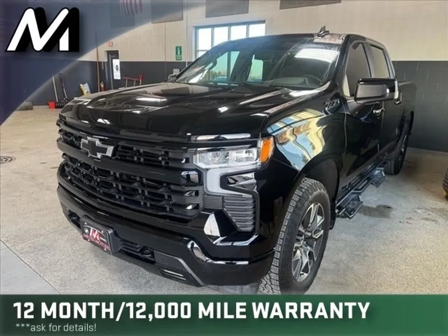 2023 Chevrolet Silverado 1500 RST photo 1