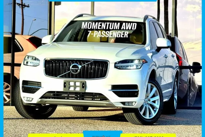 2018 Volvo XC90 T5 Momentum Sport photo 1