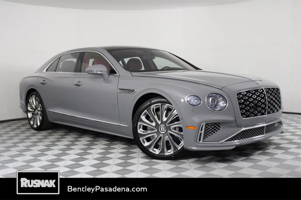 2025 Bentley Flying Spur Mulliner photo 1