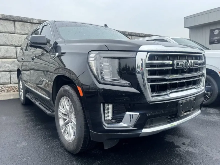 2022 Gmc Yukon SLT photo 1