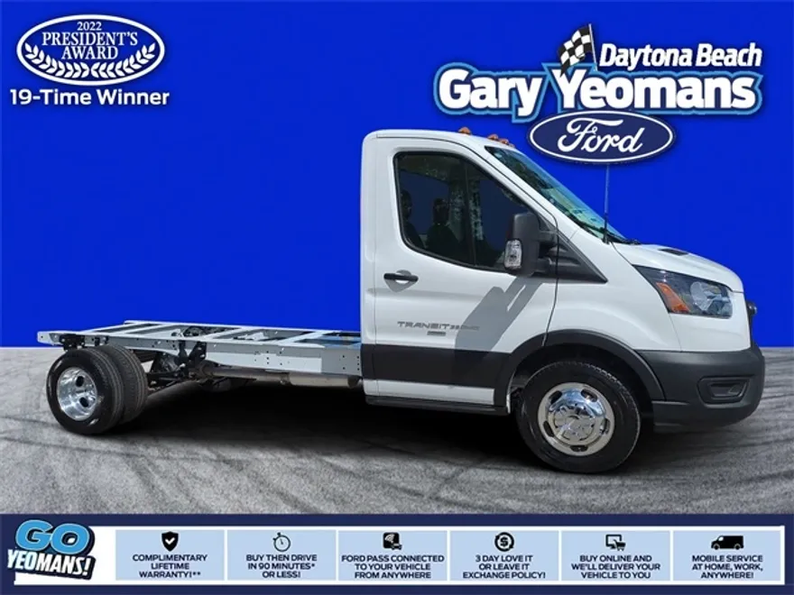 2024 Ford Transit Chassis photo 1