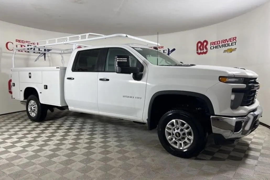 2025 Chevrolet Silverado 2500HD photo 1