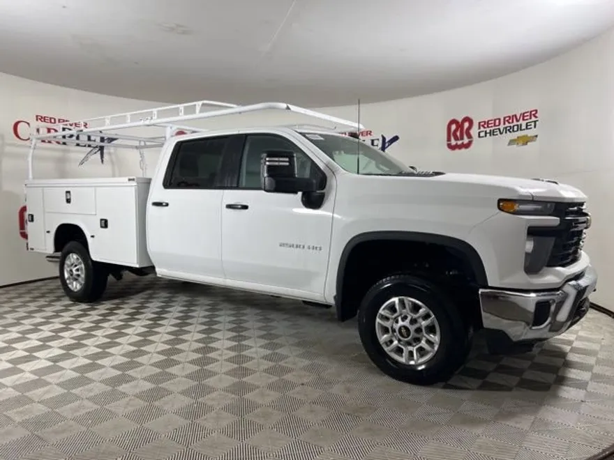 2025 Chevrolet Silverado 2500HD photo 1