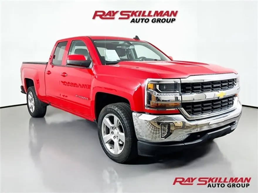 2018 Chevrolet Silverado 1500 LT1 photo 1