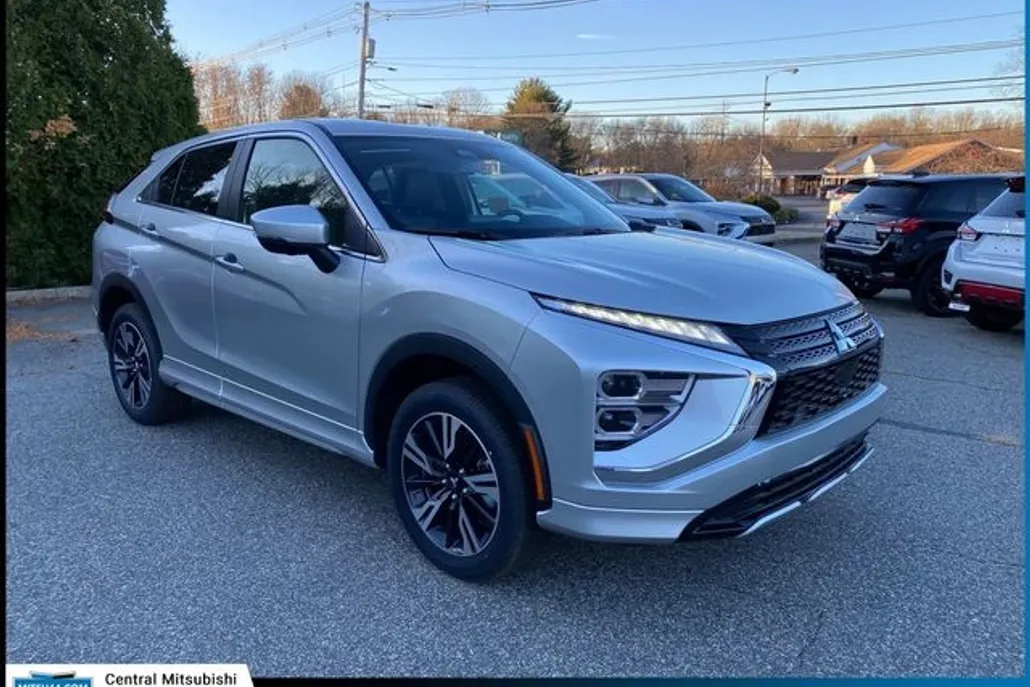 2024 Mitsubishi Eclipse Cross SEL photo 1