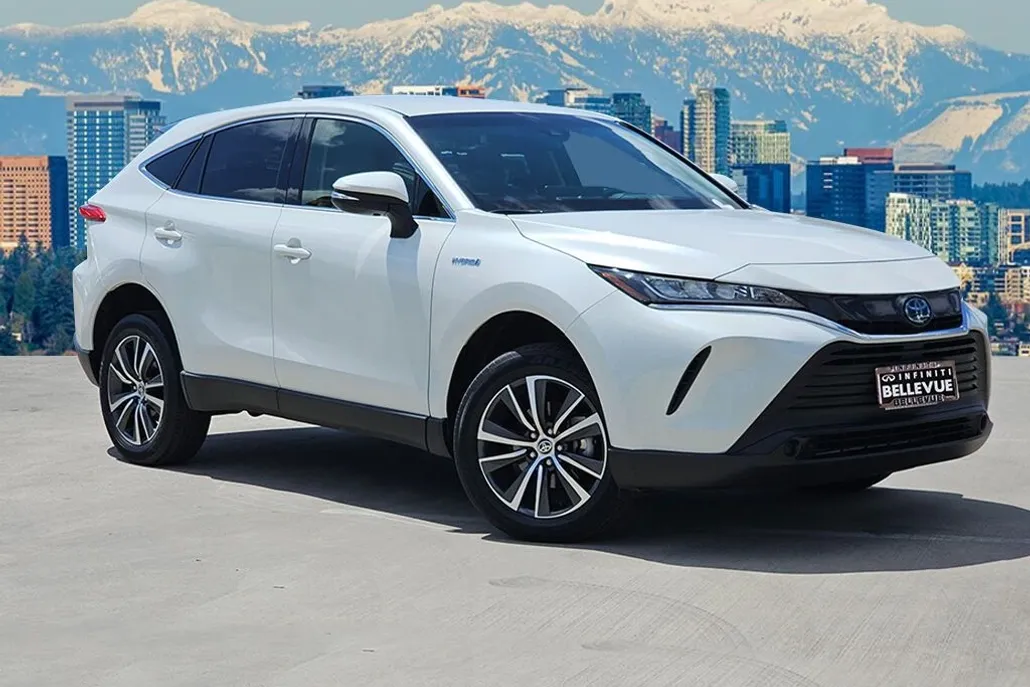 2021 Toyota Venza LE photo 1