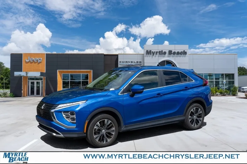 2022 Mitsubishi Eclipse Cross SE photo 1
