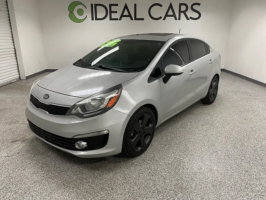 2016 Kia Rio SX photo 1