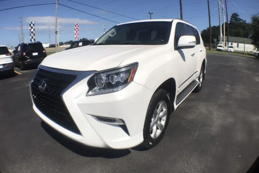 2016 Lexus GX 460 photo 1