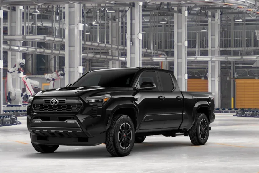 2025 Toyota Tacoma TRD Sport 4x4 Long Bed photo 1
