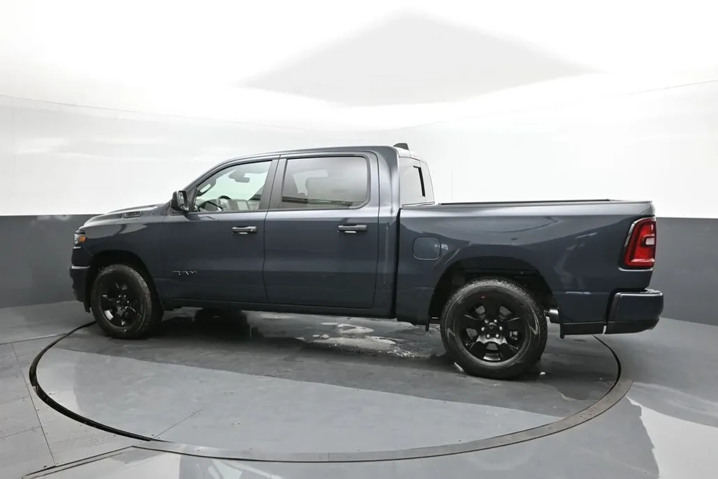 2025 Ram 1500 Tradesman photo 1