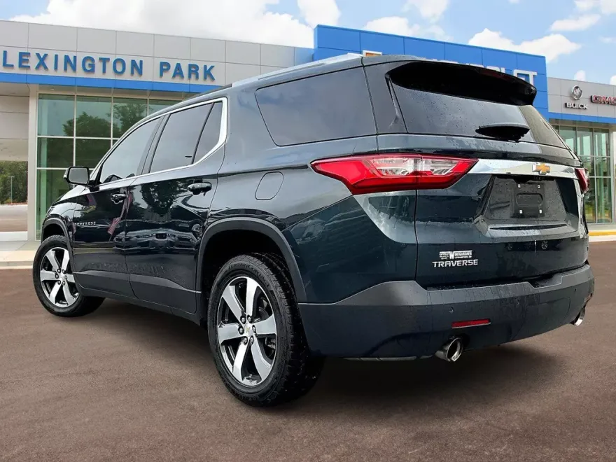 2018 Chevrolet Traverse Leather photo 1