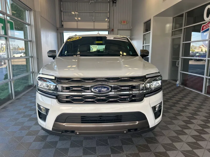 2024 Ford Expedition MAX King Ranch photo 1