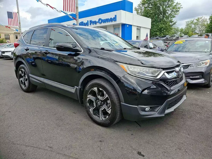 2017 Honda CR-V Touring photo 1