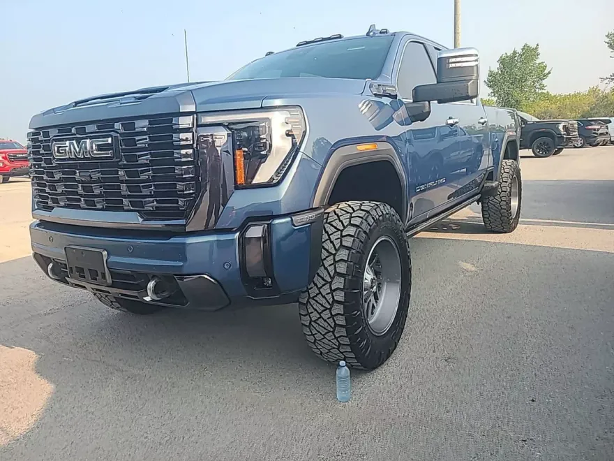 2024 Gmc Sierra HD Denali Ultimate photo 1
