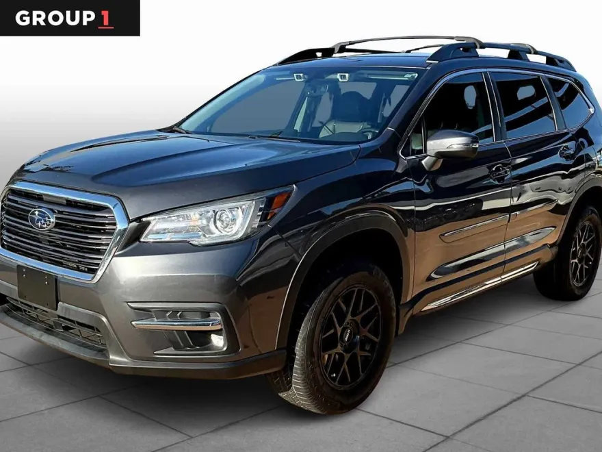 2021 Subaru Ascent Limited photo 1