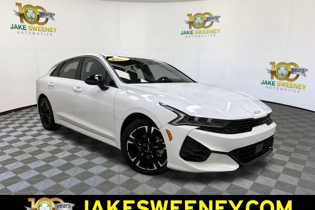 2023 Kia K5 GT-Line photo 1