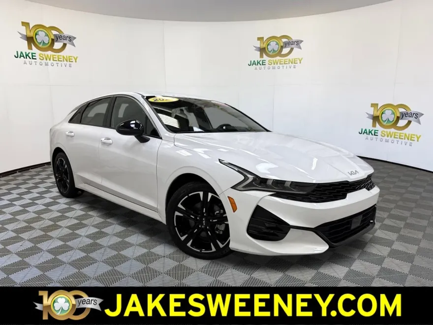 2023 Kia K5 GT-Line photo 1