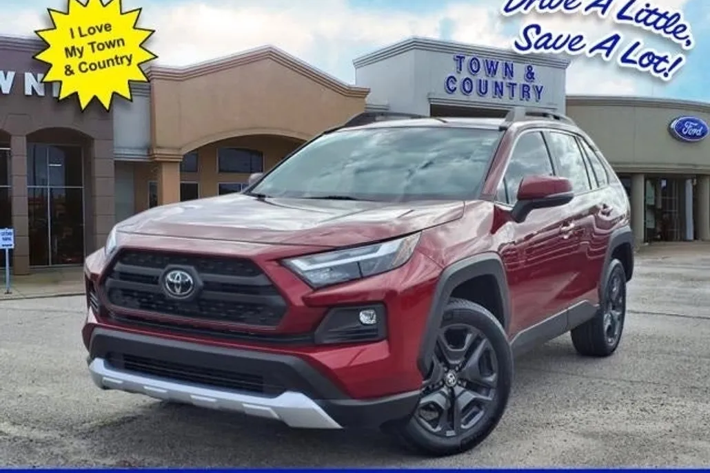 2023 Toyota RAV4 Adventure photo 1