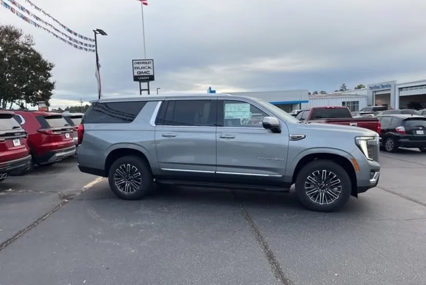 2026 Gmc Yukon XL photo 1