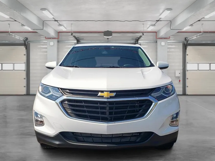 2018 Chevrolet Equinox LT photo 1