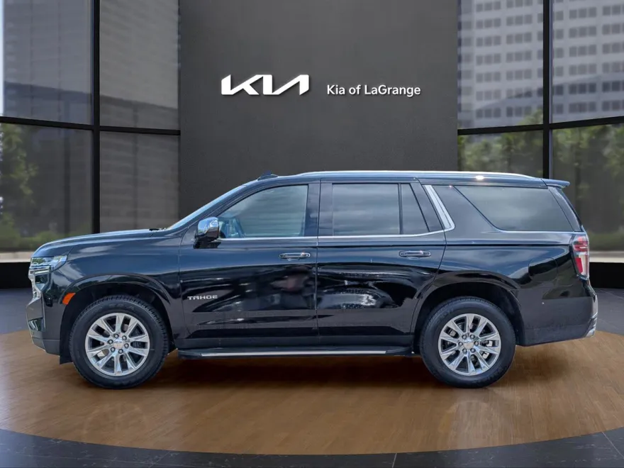 2023 Chevrolet Tahoe Premier photo 1