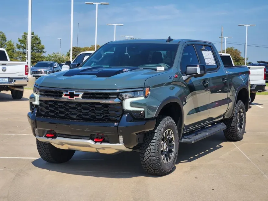 2026 Chevrolet Silverado ZR2 photo 1