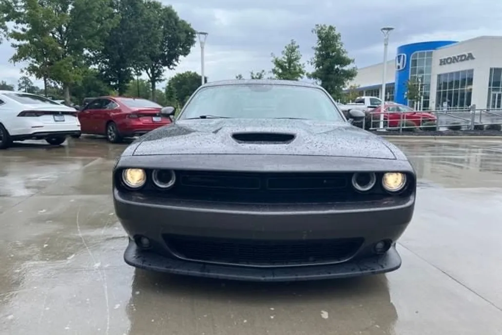 2019 Dodge Challenger GT photo 1