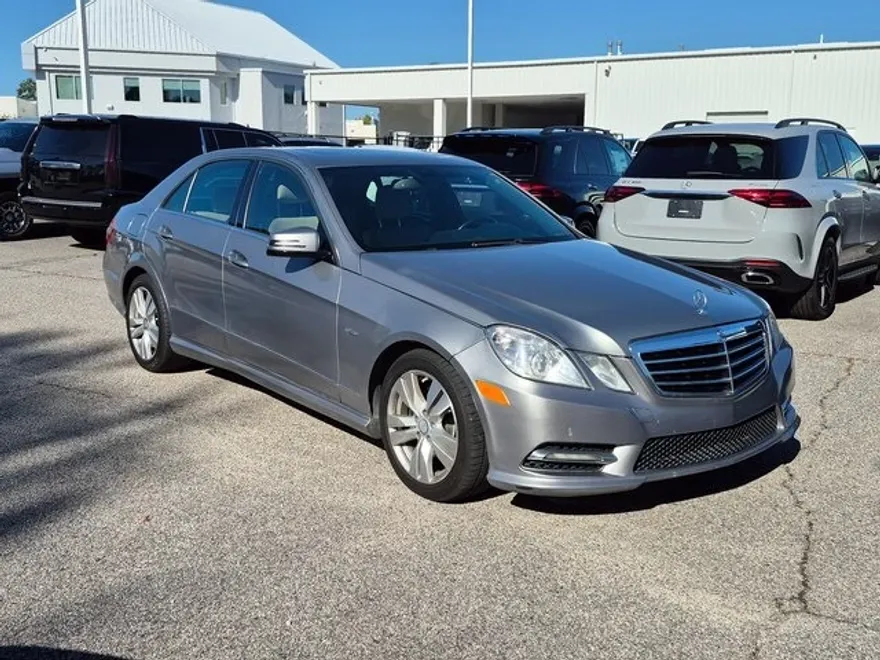 2012 Mercedes Benz E 350 photo 1