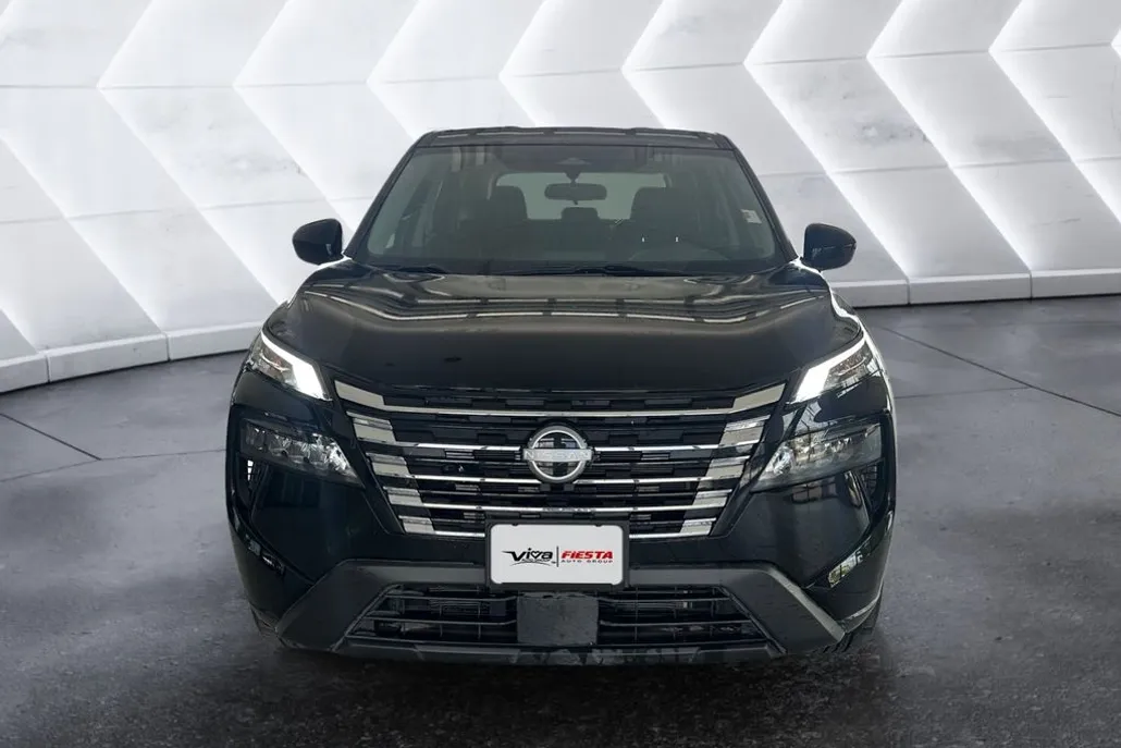 2024 Nissan Rogue SV photo 1